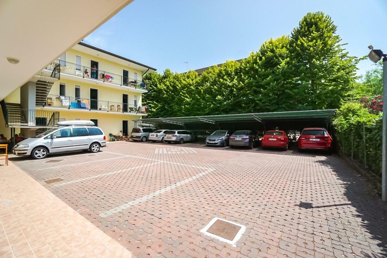 Condominio Brionetta Bibione Kültér fotó