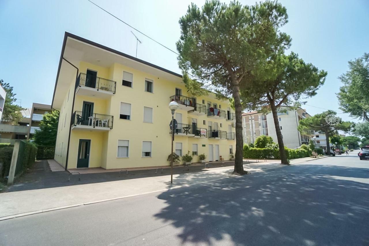 Condominio Brionetta Bibione Kültér fotó